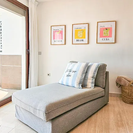 3 Bedroom Townhouse With Private Pool Holiday home
